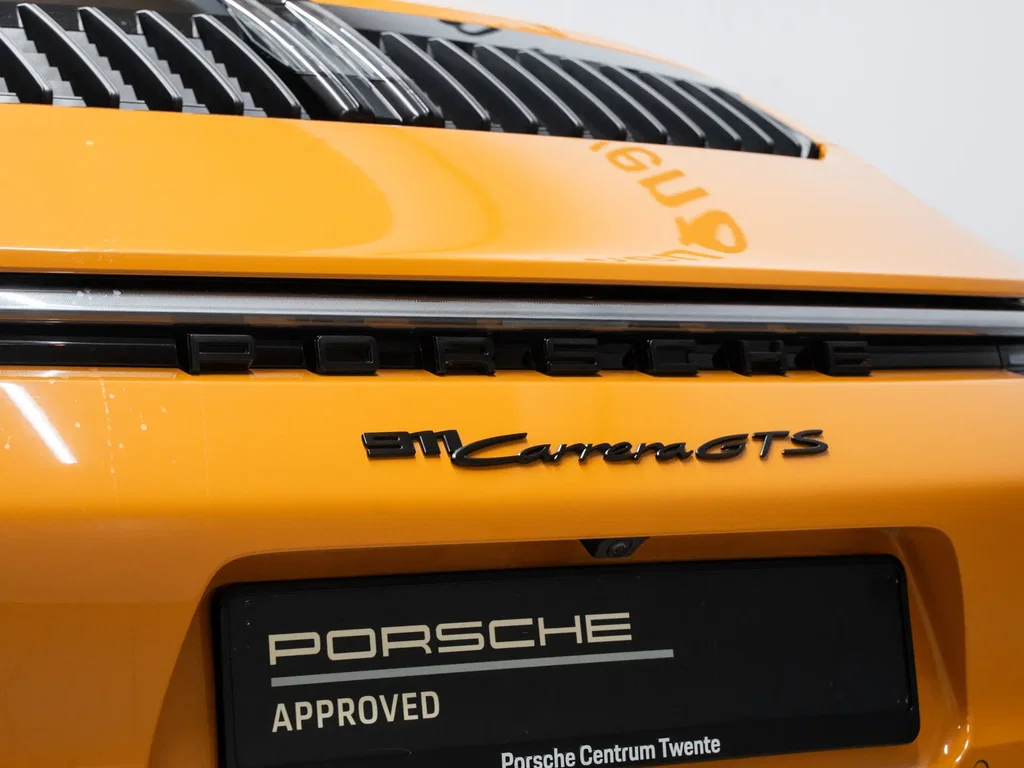 Porsche 992 Carrera GTS