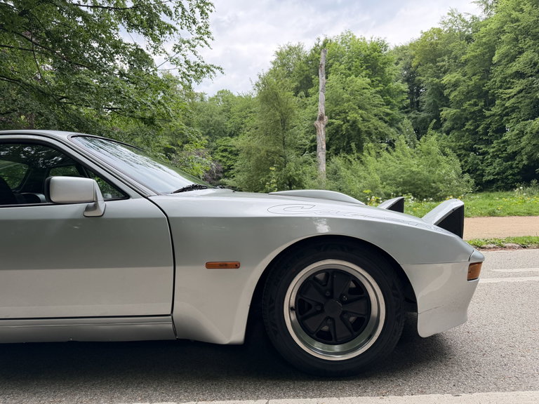 Porsche 924 Carrera GT