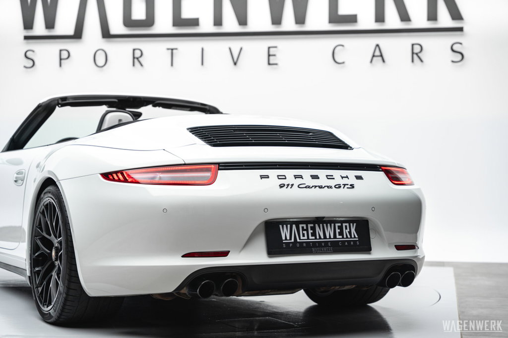 Porsche 991 Carrera GTS