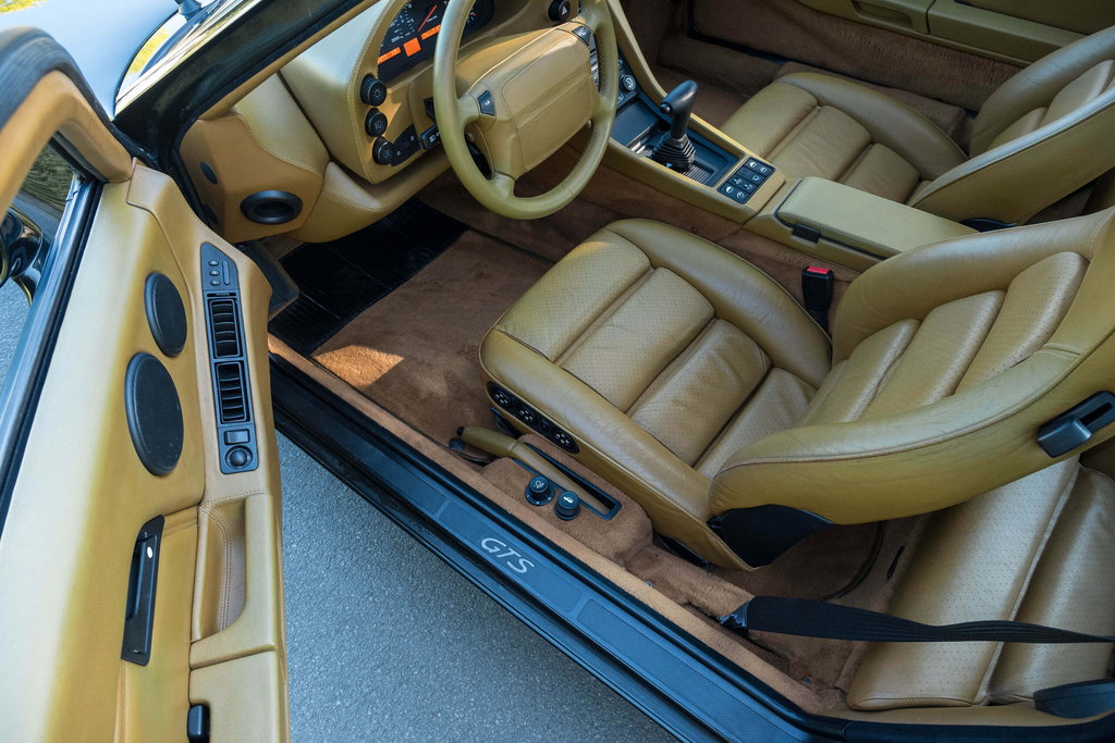 Porsche 928 GTS