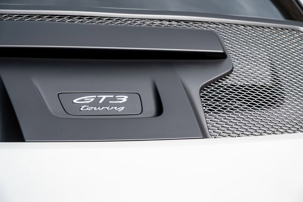 Porsche 992 GT3 Touring