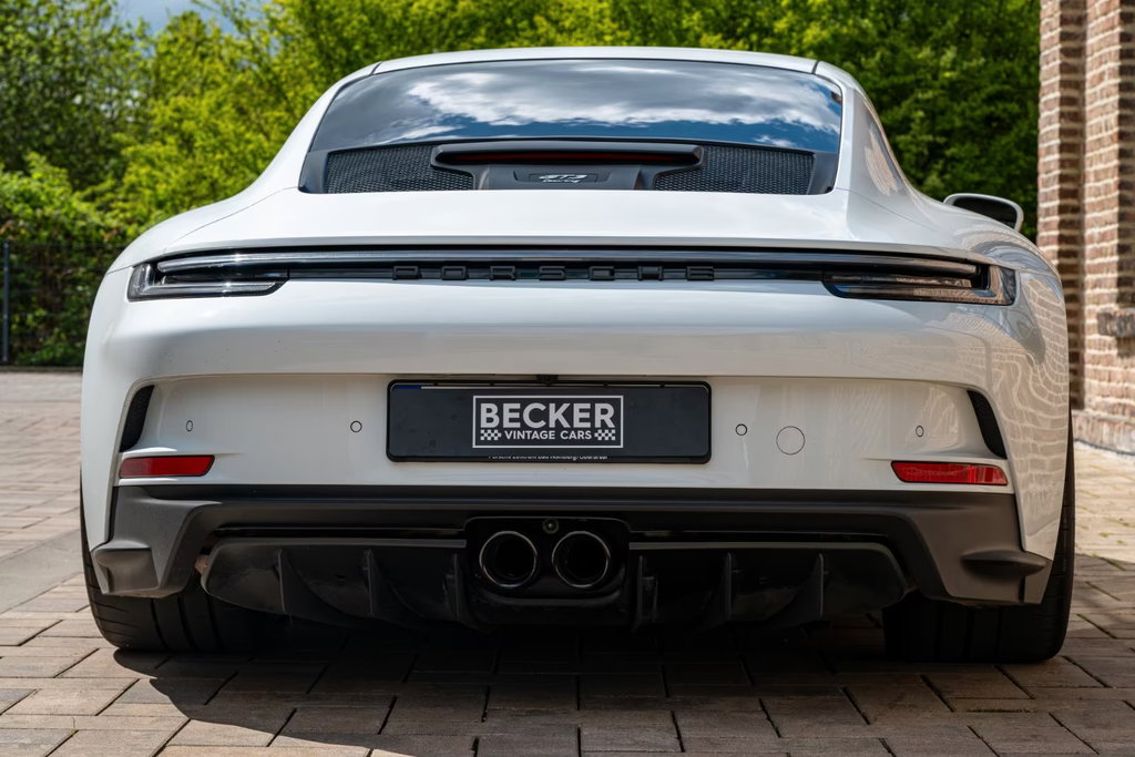 Porsche 992 GT3 Touring