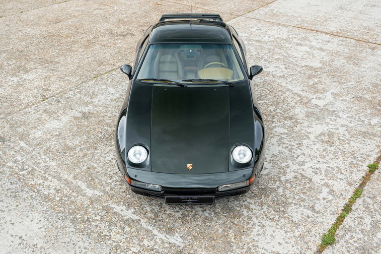 Porsche 928 GTS