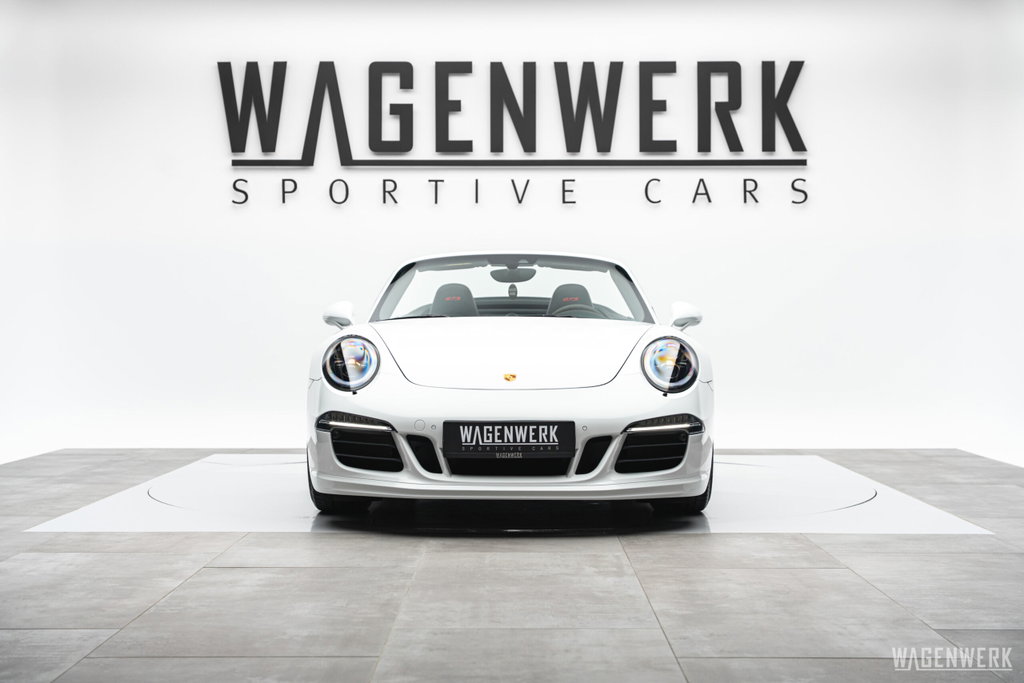 Porsche 991 Carrera GTS