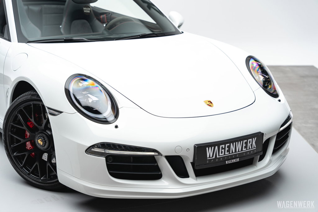 Porsche 991 Carrera GTS