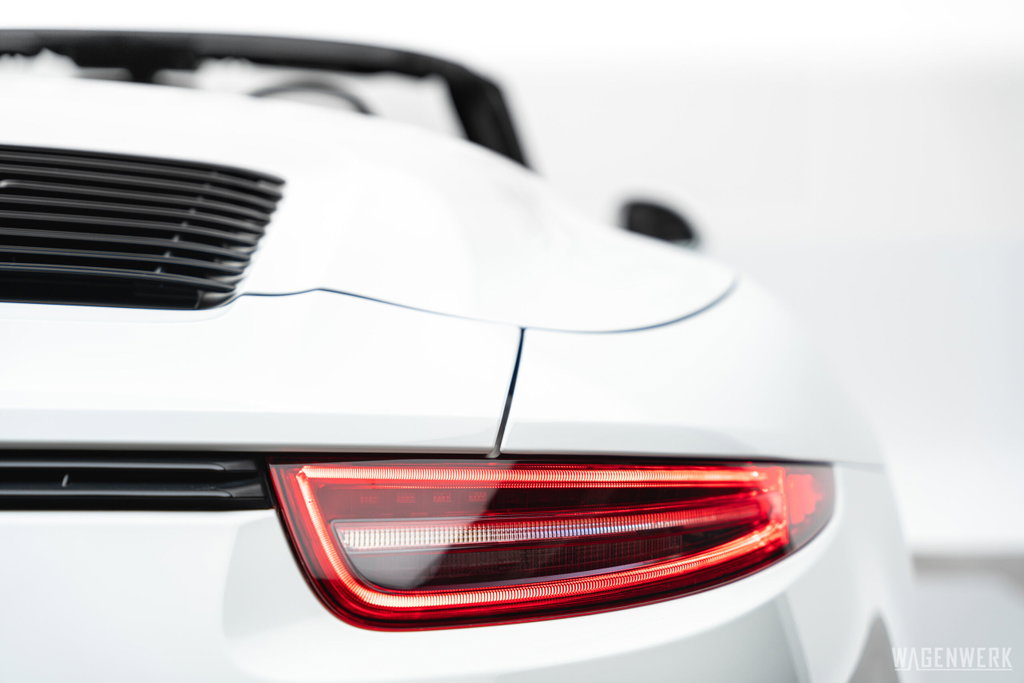 Porsche 991 Carrera GTS