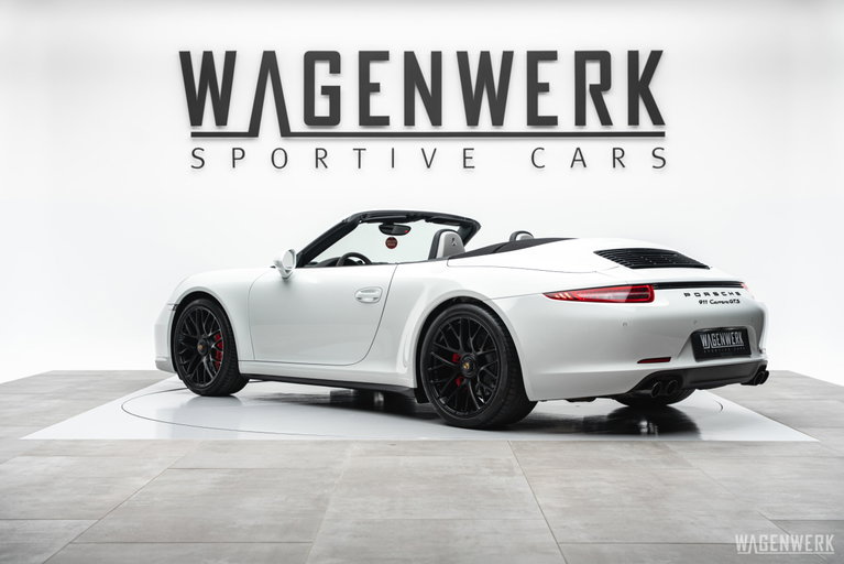 Porsche 991 Carrera GTS