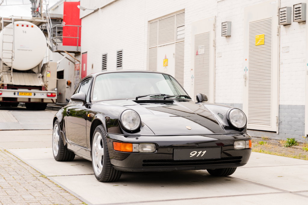 Porsche 964 Carrera 4