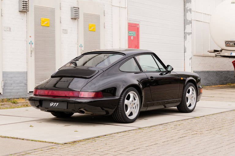 Porsche 964 Carrera 4