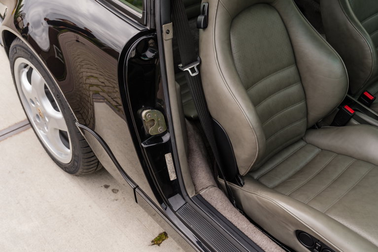 Porsche 964 Carrera 4