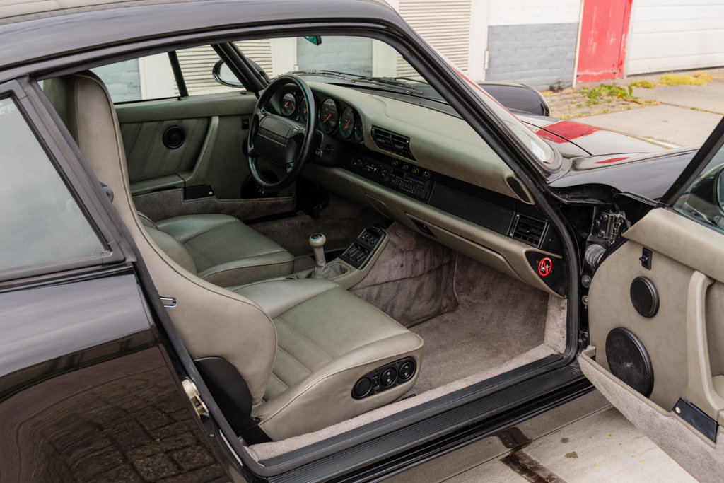 Porsche 964 Carrera 4