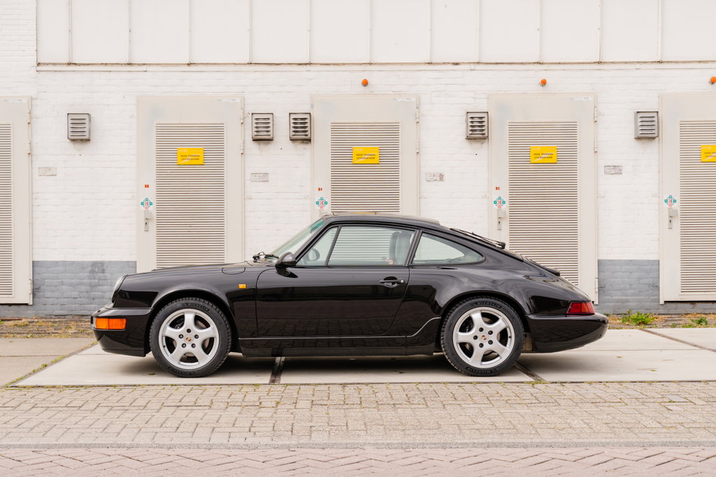 Porsche 964 Carrera 4