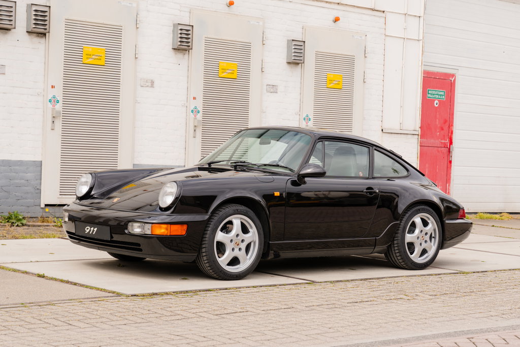 Porsche 964 Carrera 4