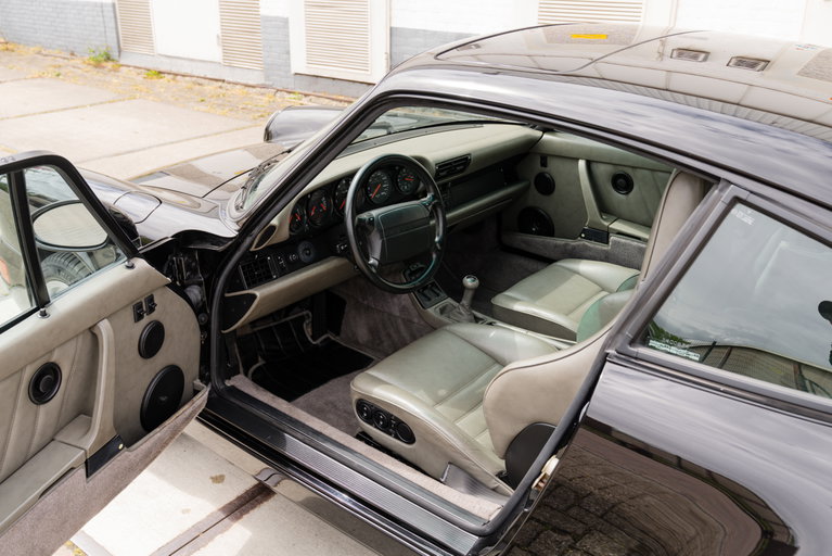 Porsche 964 Carrera 4