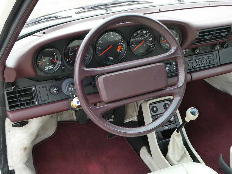 Porsche 911 Carrera 3.2