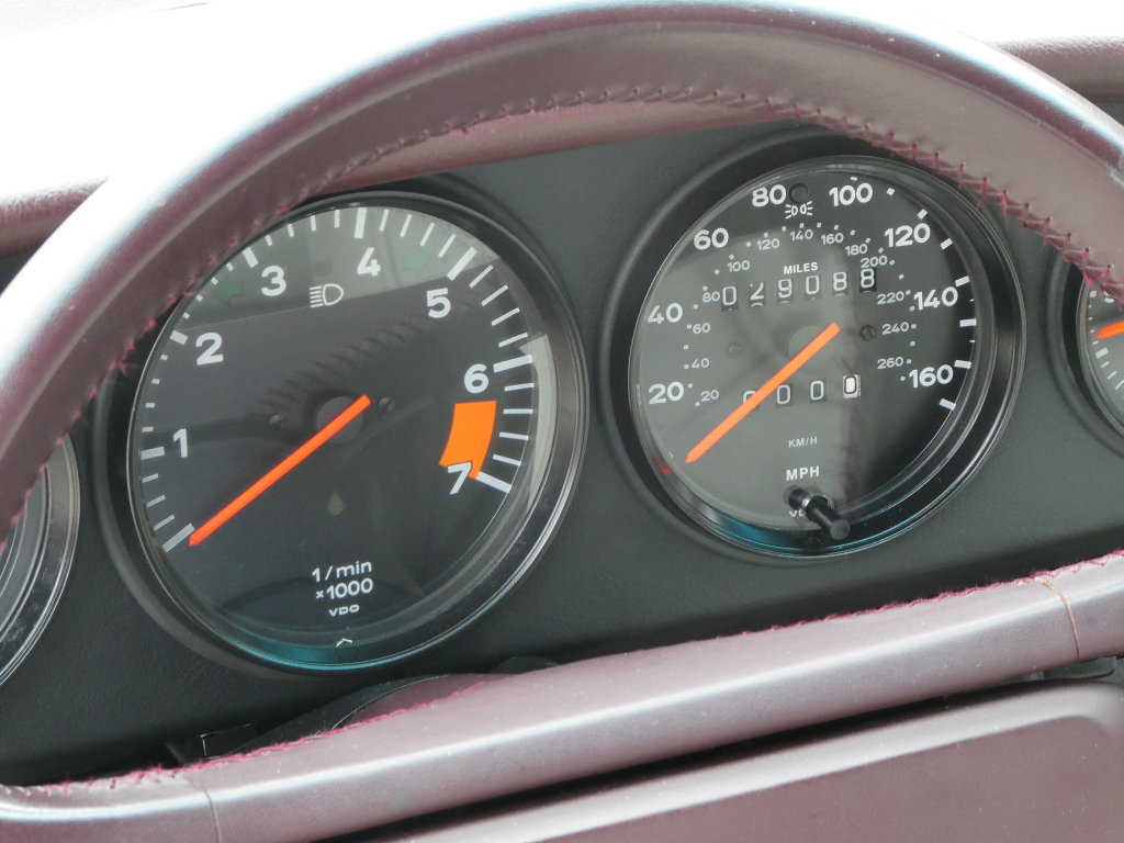 Porsche 911 Carrera 3.2