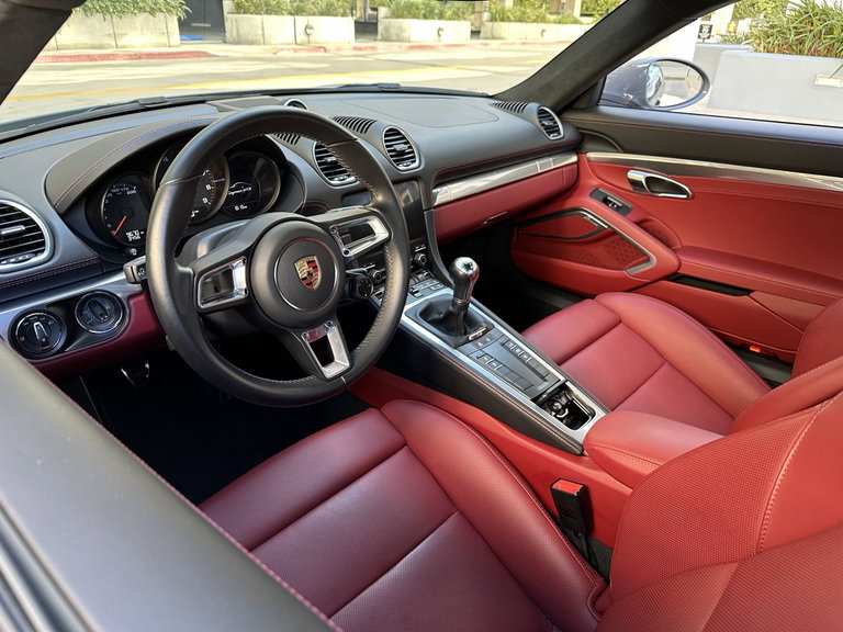Porsche 718 Cayman GTS 4.0