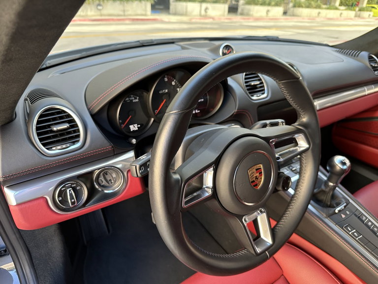Porsche 718 Cayman GTS 4.0