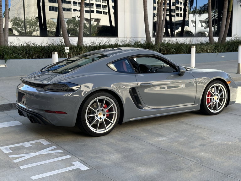 Porsche 718 Cayman GTS 4.0