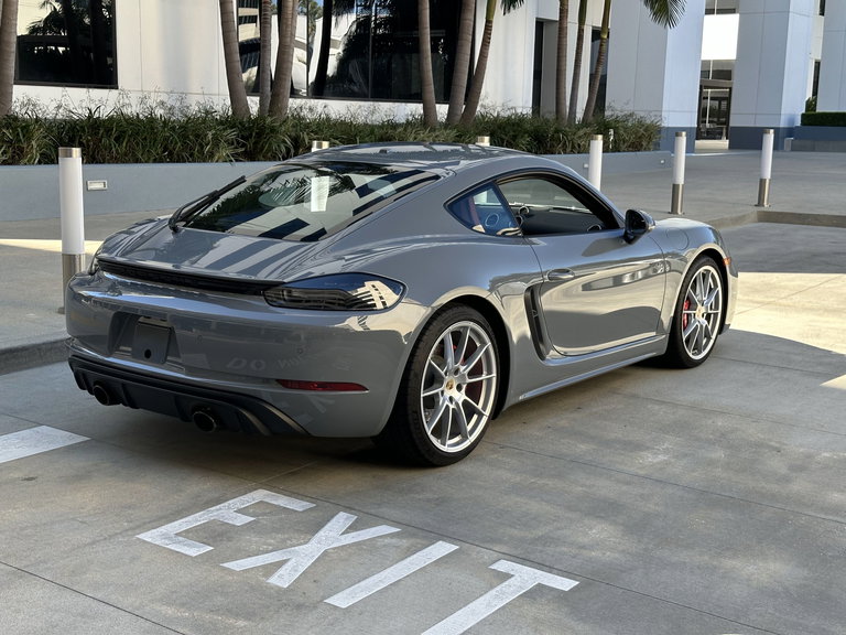 Porsche 718 Cayman GTS 4.0