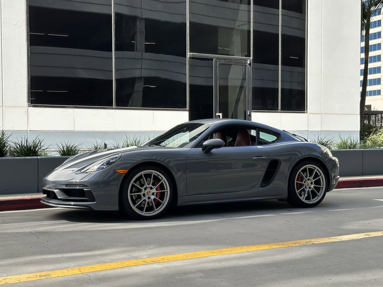 Porsche 718 Cayman GTS 4.0