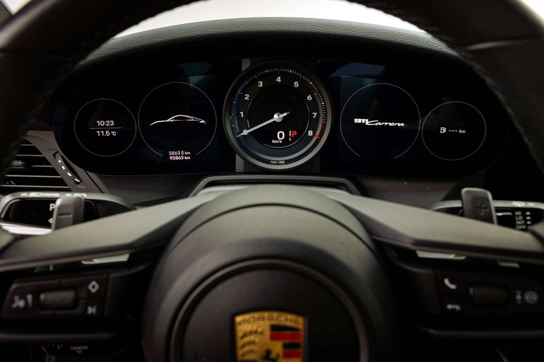 Porsche 992 Carrera