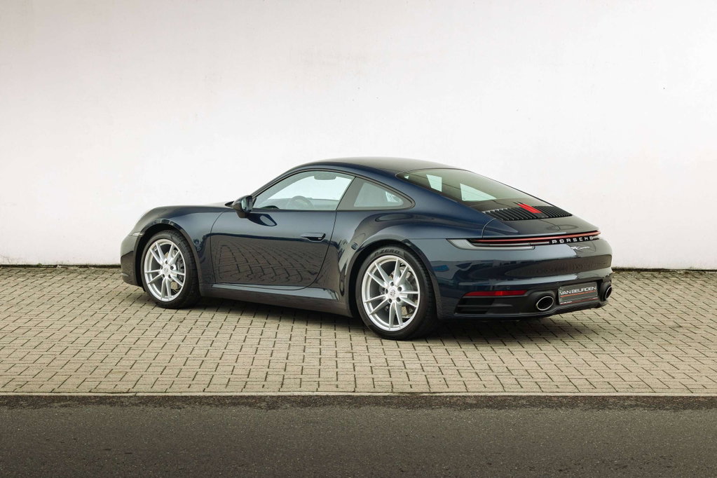 Porsche 992 Carrera