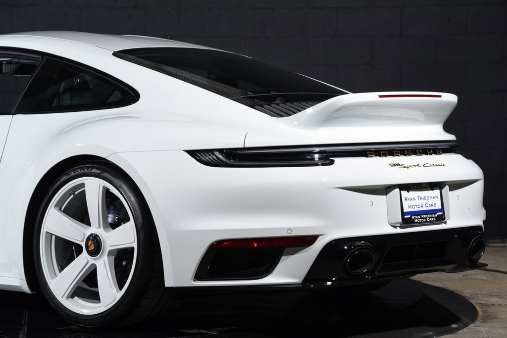 Porsche 992 Sport Classic
