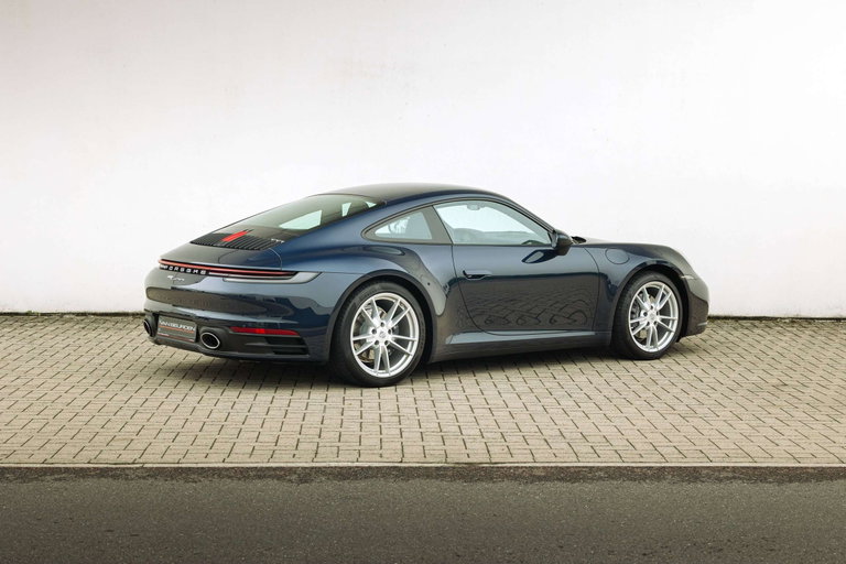 Porsche 992 Carrera