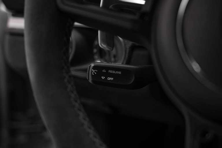 Porsche 718 Cayman GT4
