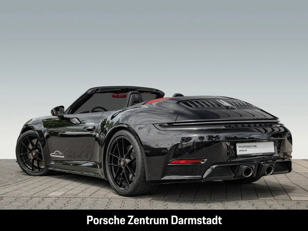 Porsche 992.2 Carrera 4 GTS