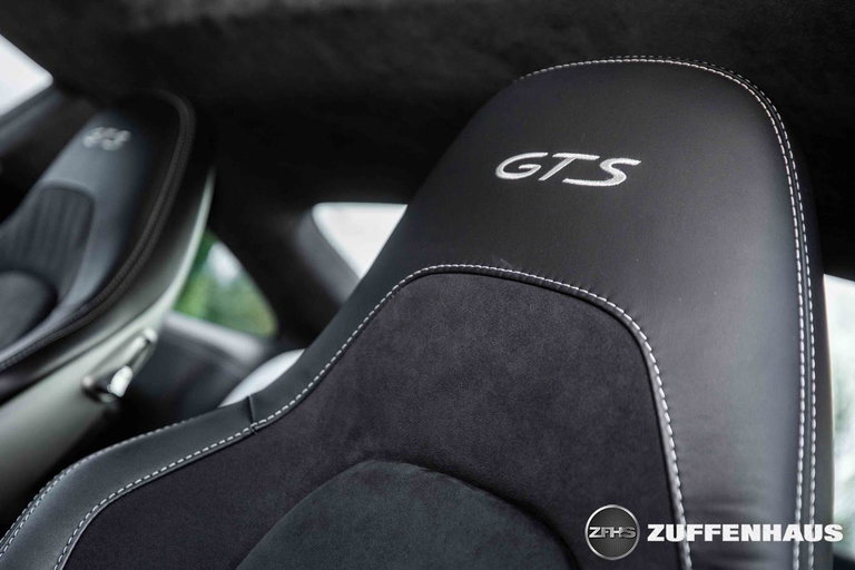 Porsche 991.2 Carrera GTS