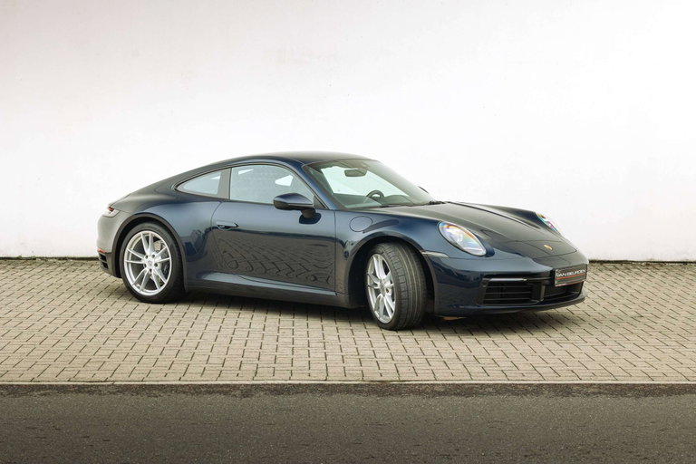 Porsche 992 Carrera