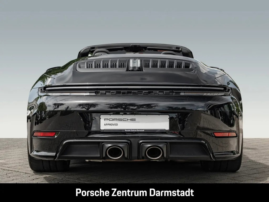 Porsche 992.2 Carrera 4 GTS
