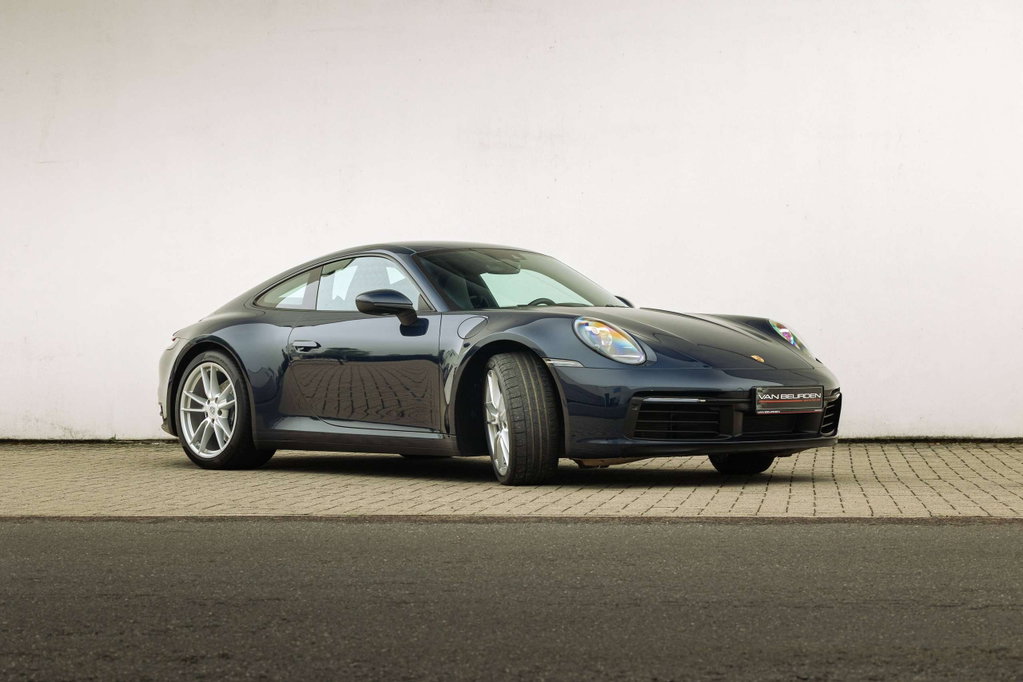 Porsche 992 Carrera