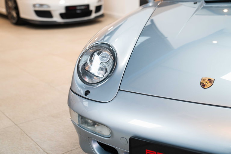 Porsche 993 Carrera 4S