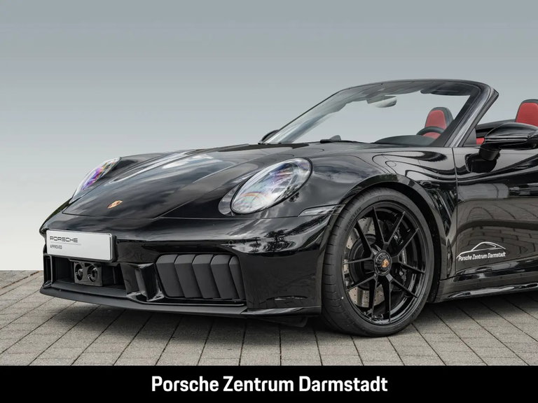 Porsche 992.2 Carrera 4 GTS