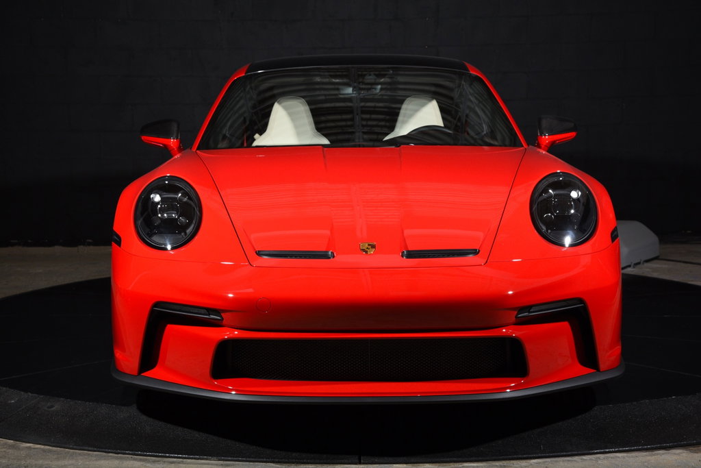 Porsche 992 GT3 Touring