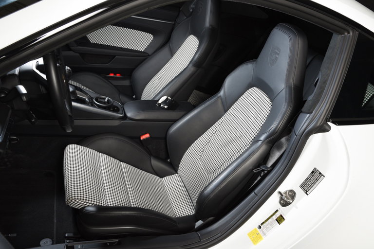 Porsche 992 Sport Classic
