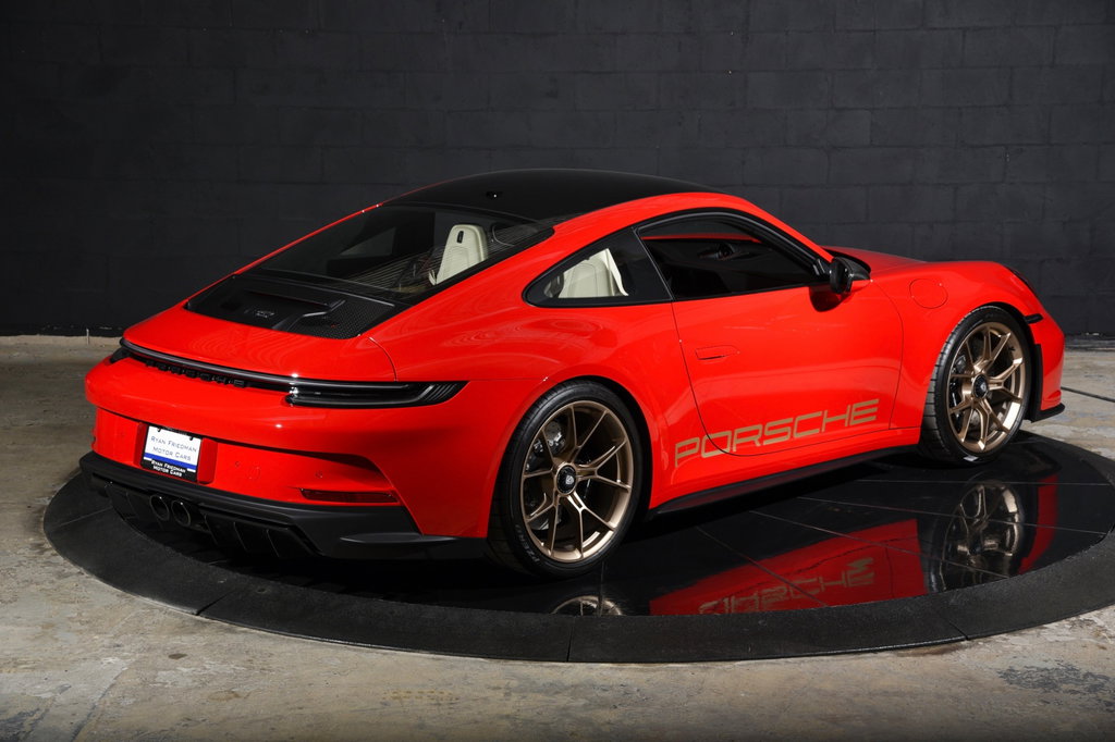 Porsche 992 GT3 Touring