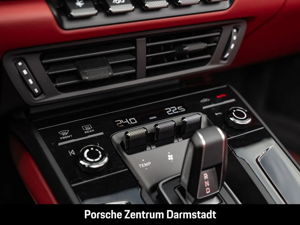 Porsche 992.2 Carrera 4 GTS