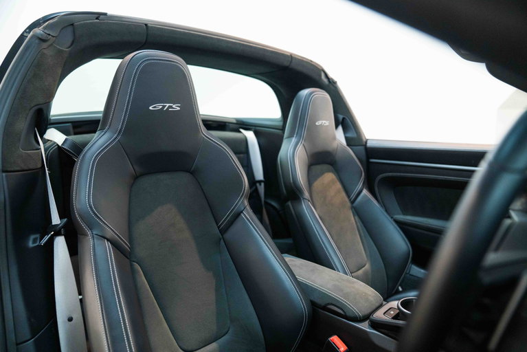 Porsche 992 Targa 4 GTS