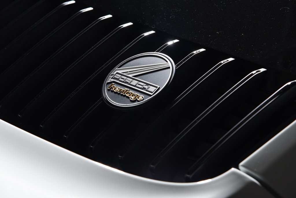 Porsche 992 Sport Classic