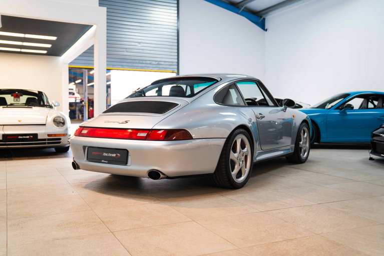 Porsche 993 Carrera 4S