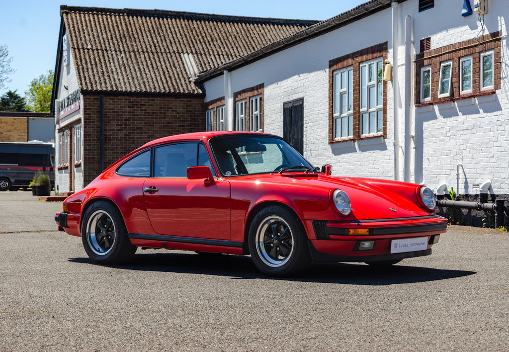 Porsche 911 Carrera 3.2