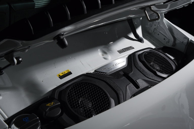 Porsche 992 Sport Classic