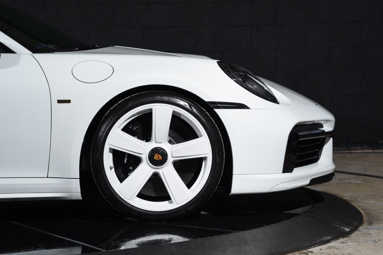 Porsche 992 Sport Classic