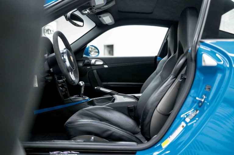 Porsche 997.2 Carrera GTS