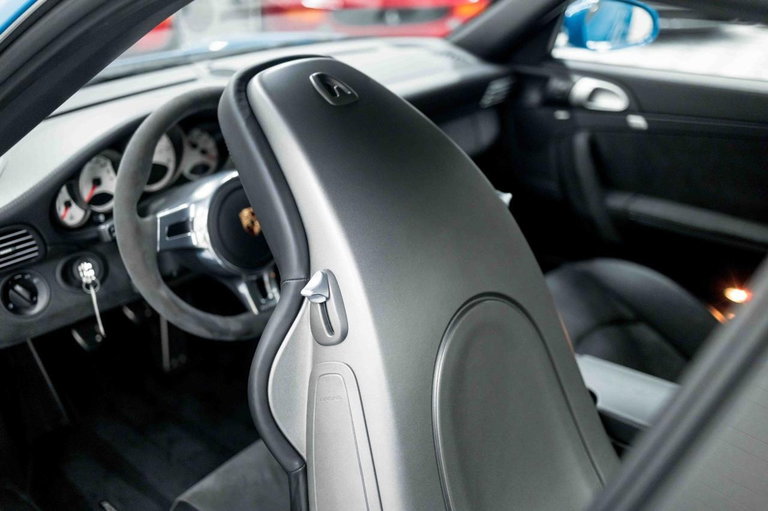 Porsche 997.2 Carrera GTS