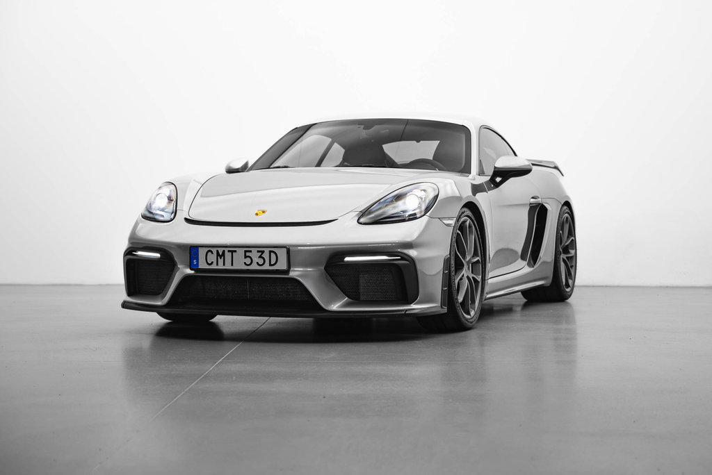 Porsche 718 Cayman GT4